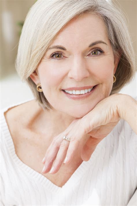 Natural Beauty Tips for Women Over 50 - News Digest | Healthy Options