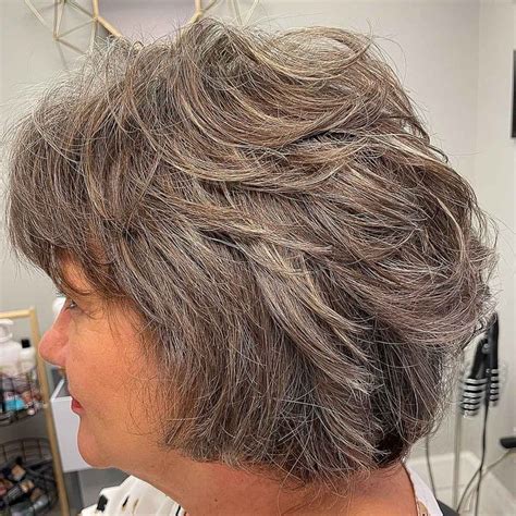 25 Feathered Bob Haircuts That Add Fullness | Bob hairstyles for thick ...