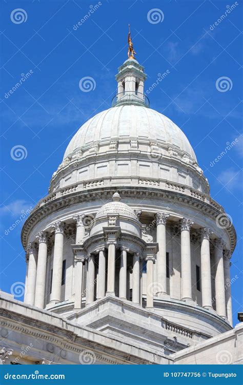 Rhode Island capitol editorial photo. Image of governmental - 107747756