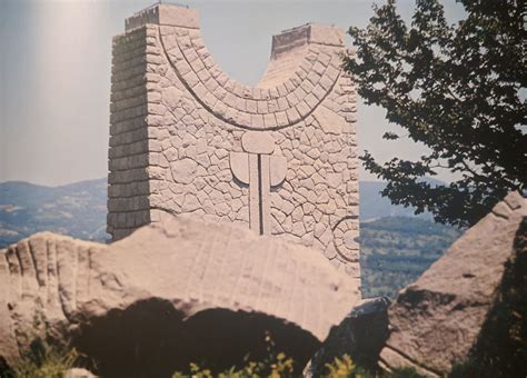 Spomenik Database | The Old Cemetery at Vlasotince
