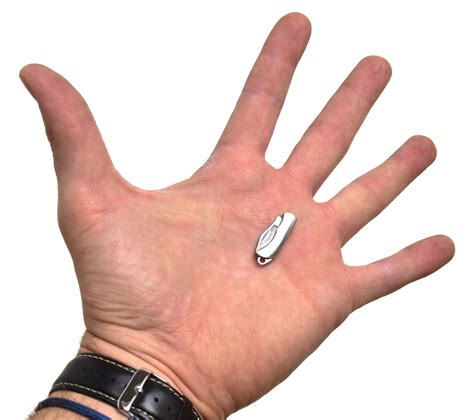 NAJMNIEJSZY NÓŻ MINI BRELOK MAŁY NOŻYK WĘDKARSKI - 13183525307 - Allegro