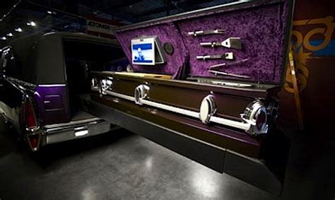 Custom Halloween-Themed Hearse | The Hog Ring