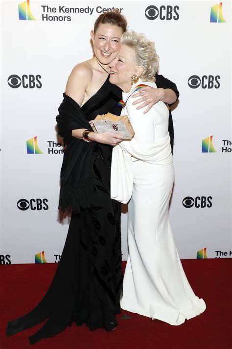 'Divinely Aging': Gray-Haired Bette Midler Spotted on the Streets with
