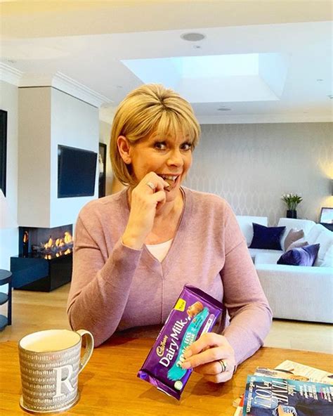 Ruth Langsford and Eamonn Holmes unveil adorable photo in their living ...