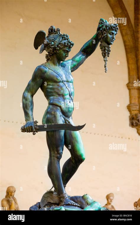 Perseus and medusa hi-res stock photography and images - Alamy