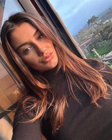 Así es Fati Vázquez: la influencer a la que se ha relacionado con