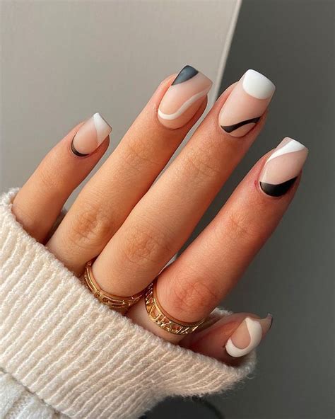 black  white nails  candy harper blog