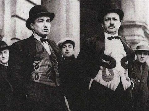 Casaggì - Movimento politico: Ma Marinetti se ne infischia del Corriere