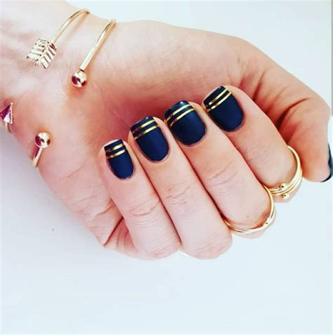 navy nail art