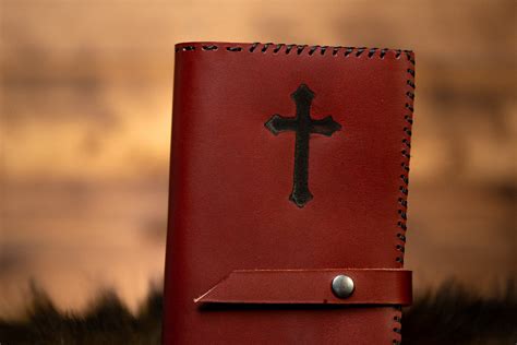 Cardinal Daily Roman Missal Cover — OréMoose Catholic Leatherwork