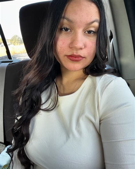 Kina (@kinamarieeee) • Instagram photos and videos