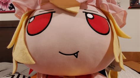 Deka Fumo - Touhou Project Fumo Fumo Plush Series 04: Remilia Scarlet ...