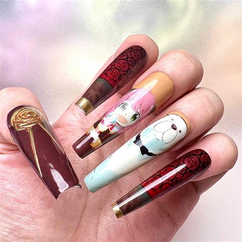 Undercover Glam Spy x Family | Froni Nail