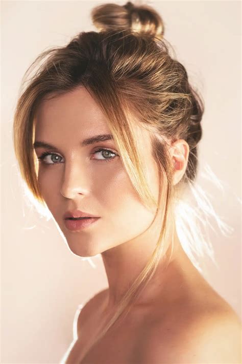 Smooth & Tighten Your Neck | Non-Surgical Neck Treatments in Columbus, OH