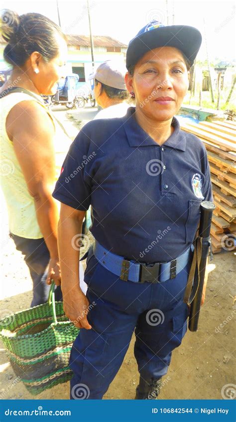 Peruvian Police Woman in Uniform Editorial Stock Image - Image of nauta ...