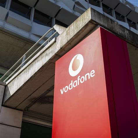 vodafone   estao oficialmente casadas  reino unido  vao