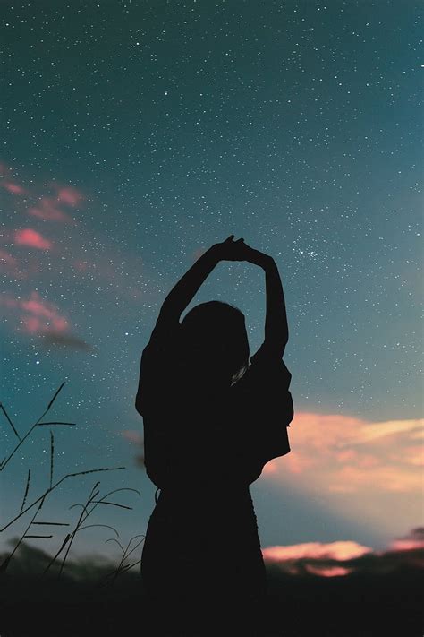 black wallpaper girl dp  hunter berry blog