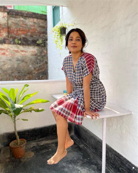 Priyanka Bose's feet