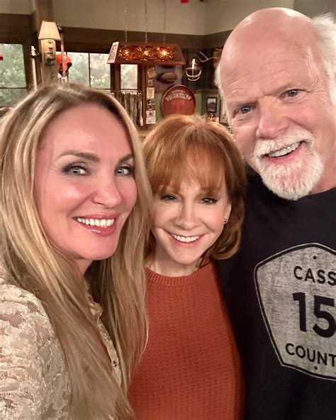 What Happened To The Reba Cast After The Show Ended? (You Won't Believe #3!) Image 14