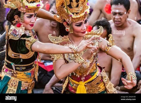 Kecak dance performance; Uluwatu, Bali, Indonesia Stock Photo - Alamy