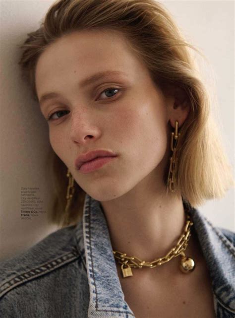 Tereza Růžičková | PURE MODEL MANAGEMENT
