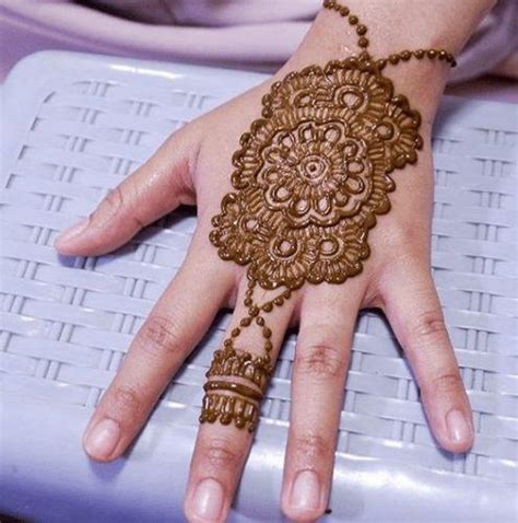 Best Floral Mehndi Designs with Step by Step Video Tutorial