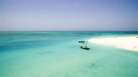 Six Best Zanzibar Beaches • Plus Zanzibar Beach Resort & Hotel Reviews