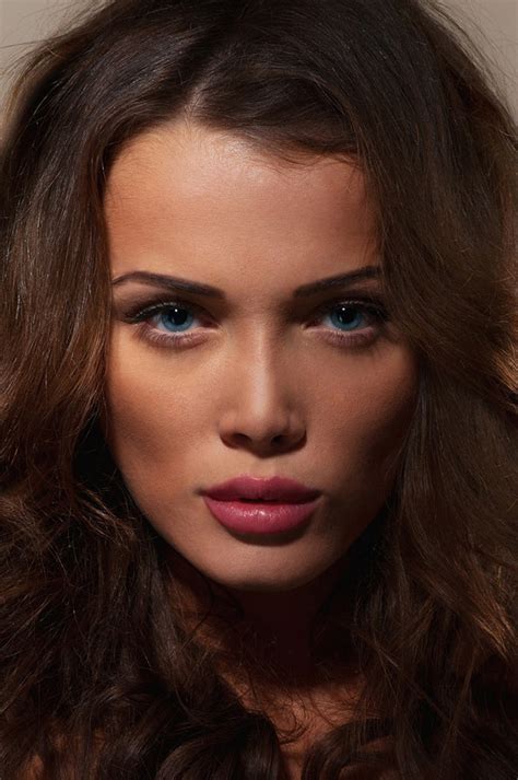 Arina | Model Group