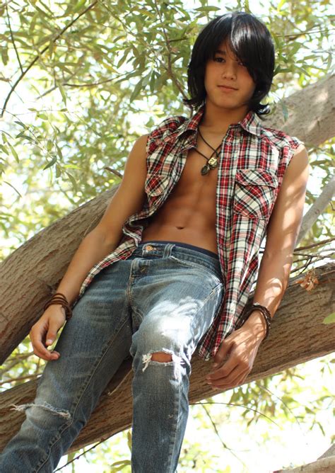 Бубу Стюарт - BooBoo Stewart фото №471157