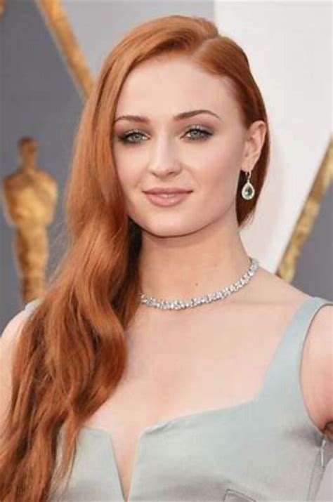 Sophie Turner Net Worth: Movies & TV Shows, Family Details