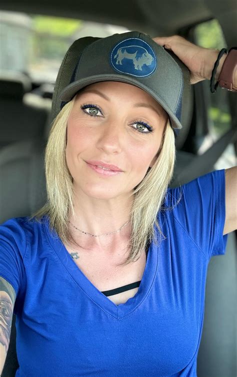 The Ultimate Guide to Choosing the Right Ladies Shoulder Holster