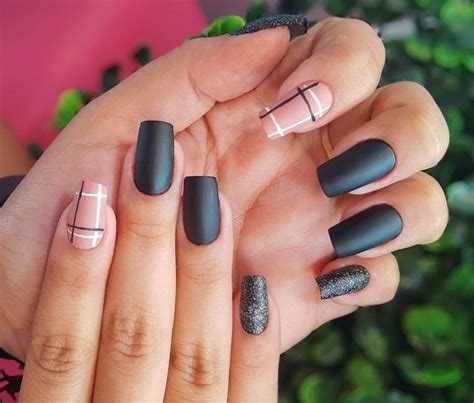 Ideias De Esmalte Preto - Esmalte preto fosco: 30 ideias de como apostar nessa tendência