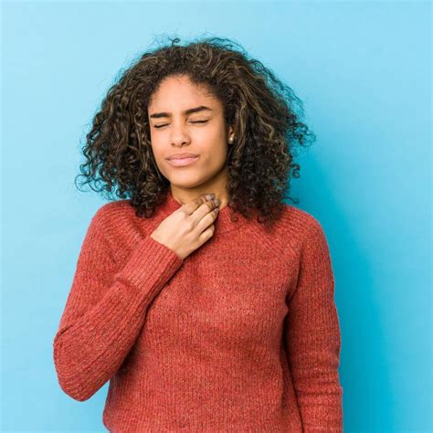 Vocal Cord Damage and Dysfunction: Symptoms and Treatment