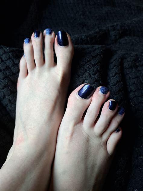 Porcelain Feet_ - Gothic Foot Models