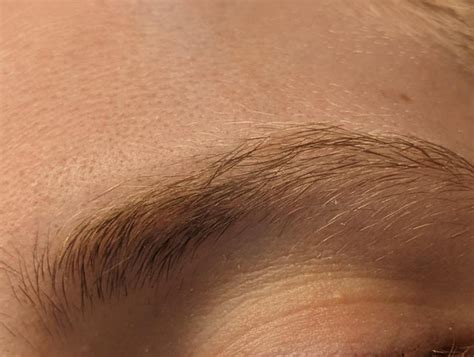 my natural eyelashes that are really curly/thick : r/mildlyinteresting