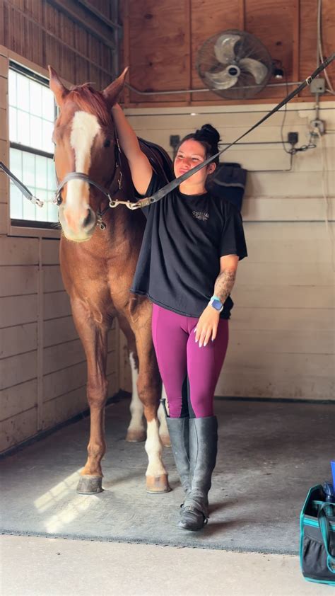 DisneyyRose (@disneyyrose13) - Urlebird