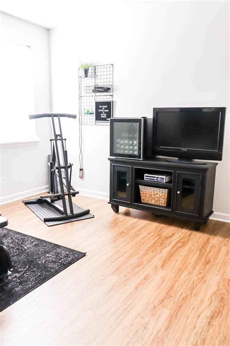 DIY Home Gym Mirror that is super affordable! - Your Home Renewed