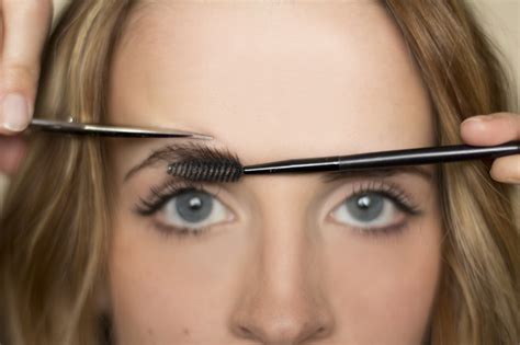 Как сделать красивые брови? - Золотые руки