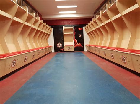 PRO300 • PROLocker Superb budget-friendly hockey