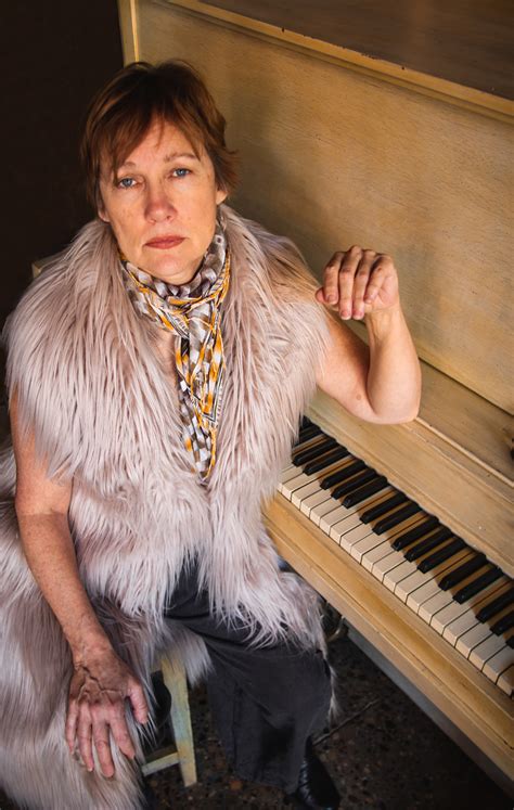 iris dement  eyes media