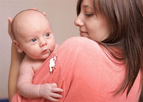 Что делать родителям, если ребенка рвет желчью? | Здоровье | Селдон Новости