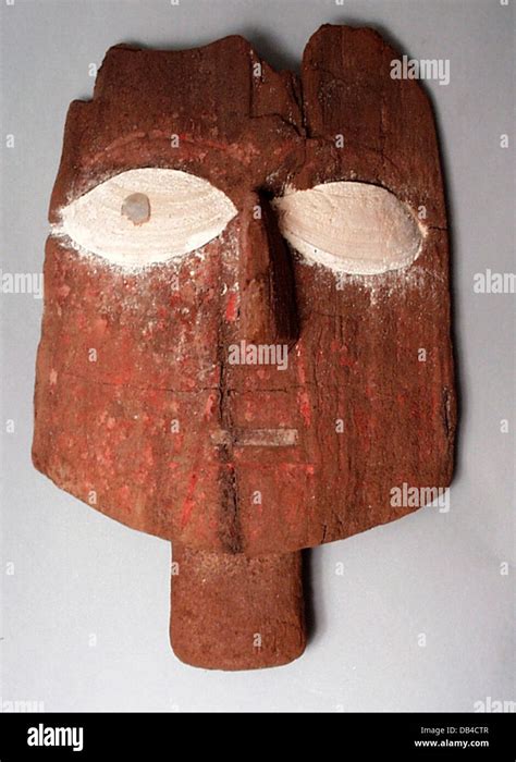 ancient egyptian mummy mask  res stock photography  images alamy
