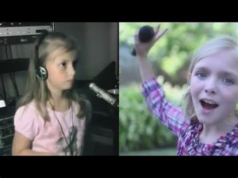 "Песенка про следы" Алина Кукушкина и Элси Фишер (м/ф "Маша и медведь ...
