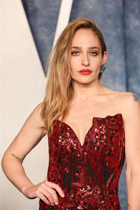 Jemima kirke desnuda.