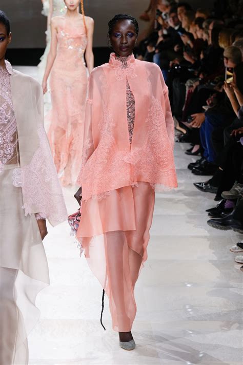 Giorgio Armani Privé Spring-summer 2024 - Couture