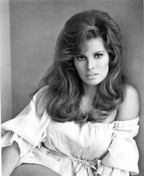 Raquel Welch Dead: Actress Dies At 82 After ‘Brief Illness’