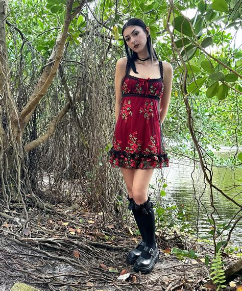 NESSI | 🥀 @dollskill @sugarthrillz #dollskill #sugarthrillz | Instagram