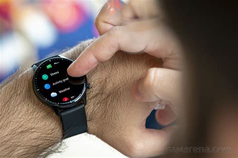 Amazfit GTR 2 review: Display and controls, watch faces, battery life ...