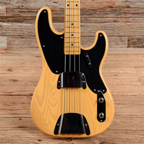 squier classic vibe  precision bass butterscotch blonde
