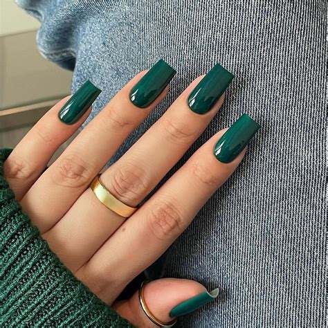 23+ Gorgeous Solid-Color Nail Ideas (2025 Trends) - DrExplains